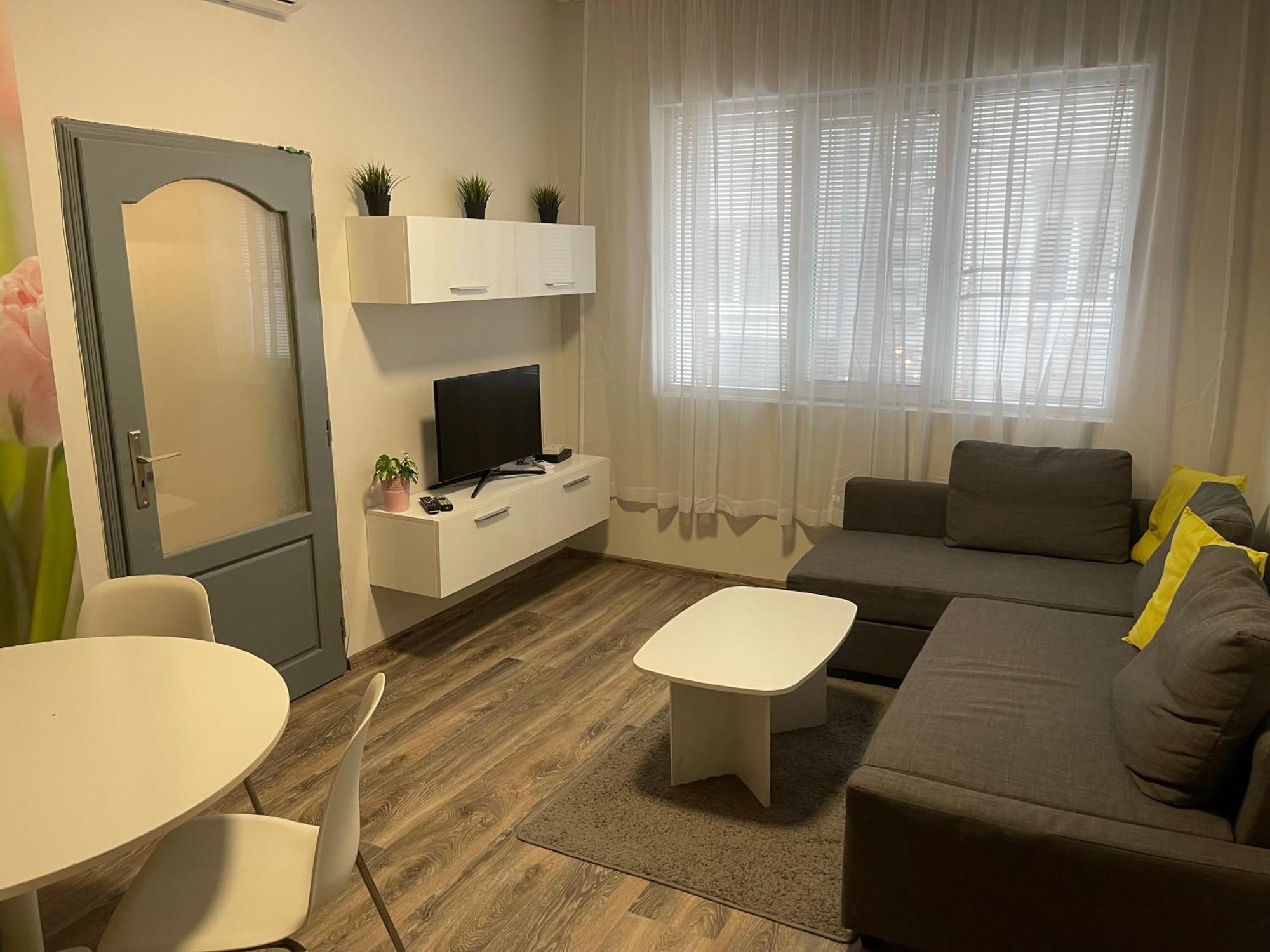Cosy Center Apartment Varna Eksteriør billede